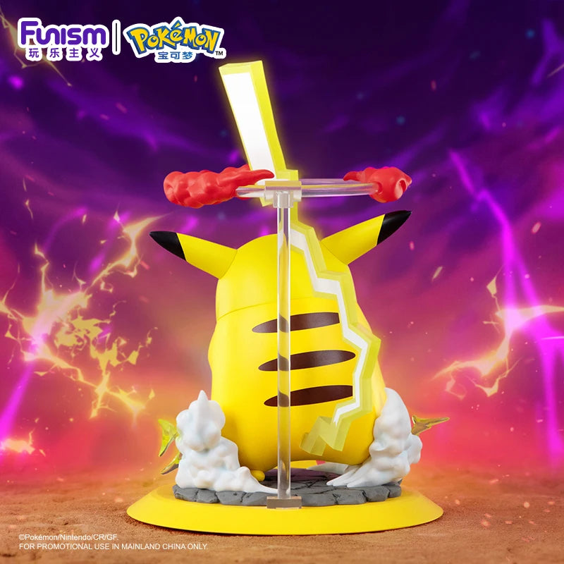 Gigantamax Pikachu and Gigantamax Gengar pokemon PVC figures